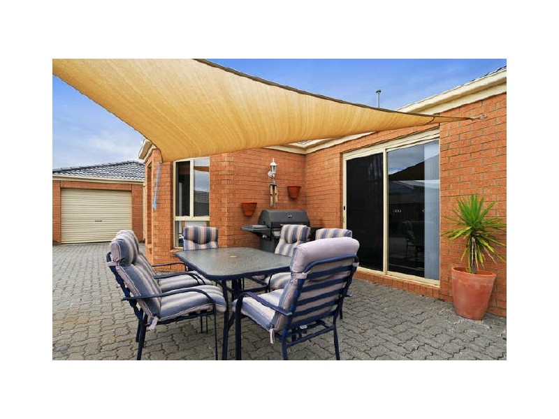 6 Norfolk Boulevard, Torquay VIC 3228