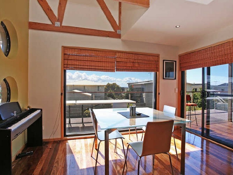 8 Glengarry Drive, Torquay VIC 3228