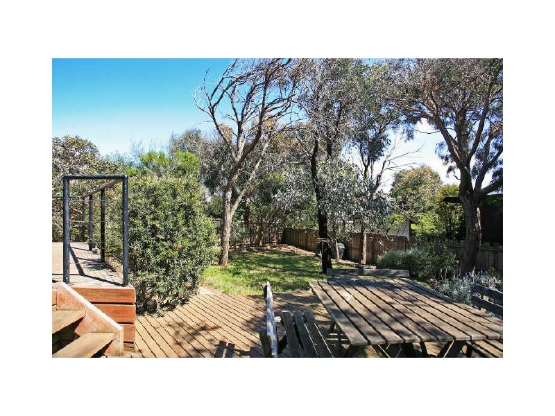 4 Troon Avenue, Jan Juc VIC 3228