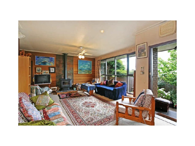 11 Carnarvon Avenue, Jan Juc VIC 3228