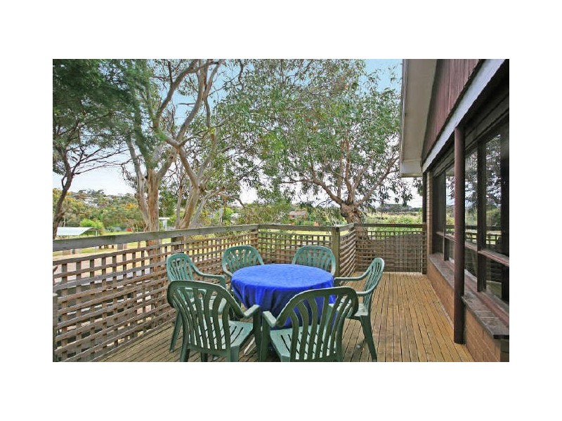 11 Carnarvon Avenue, Jan Juc VIC 3228