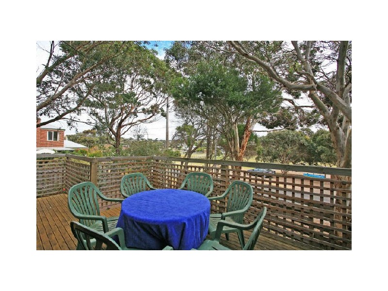 11 Carnarvon Avenue, Jan Juc VIC 3228