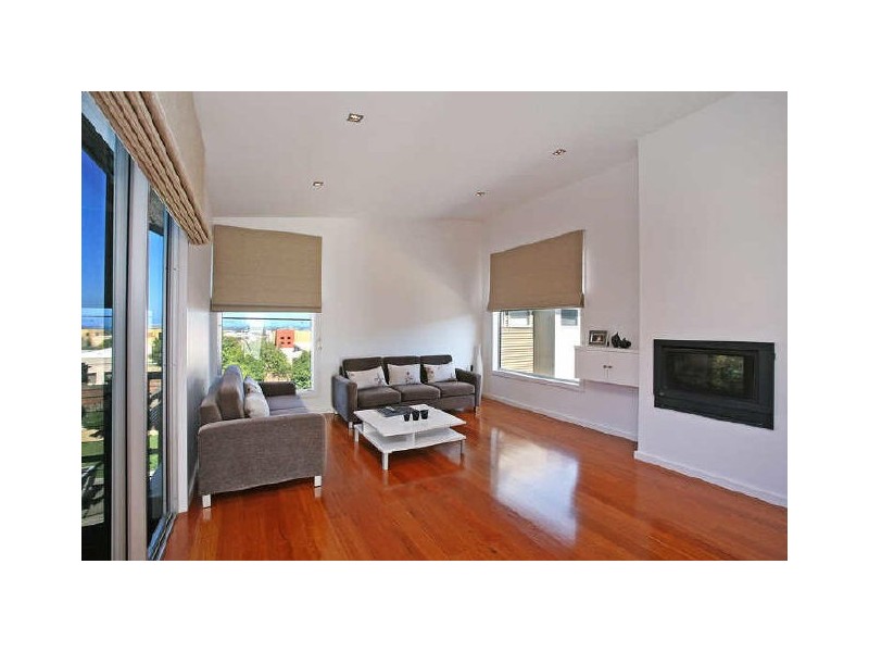 1/6 Baden Court, Torquay VIC 3228