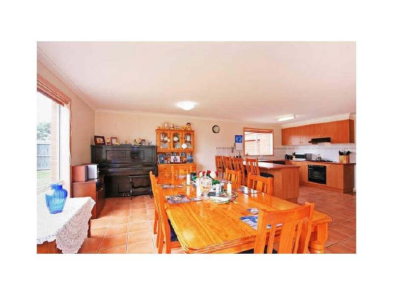20 Pomora Ave, Torquay VIC 3228