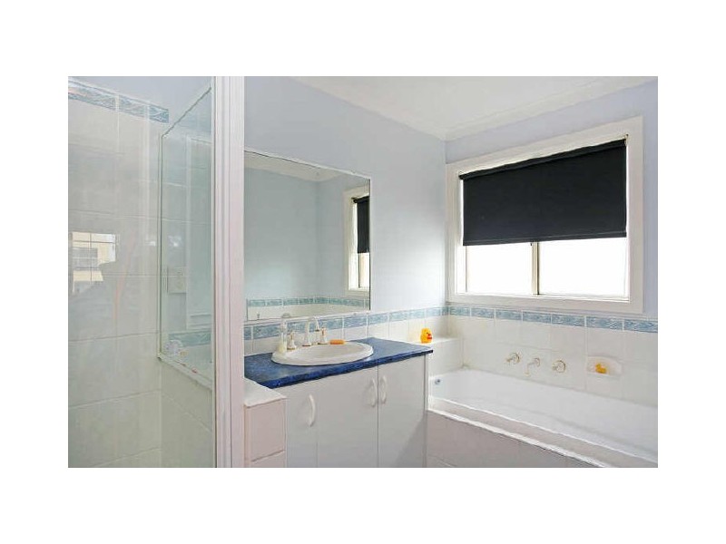 20 Pomora Ave, Torquay VIC 3228