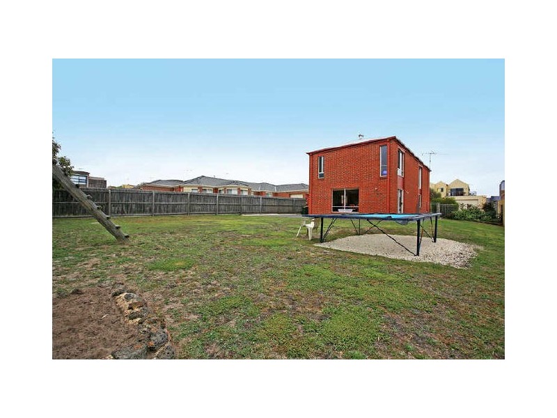 20 Pomora Ave, Torquay VIC 3228