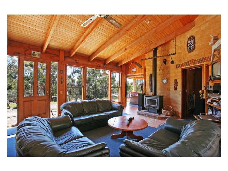 1 Castaway Crescent, Jan Juc VIC 3228