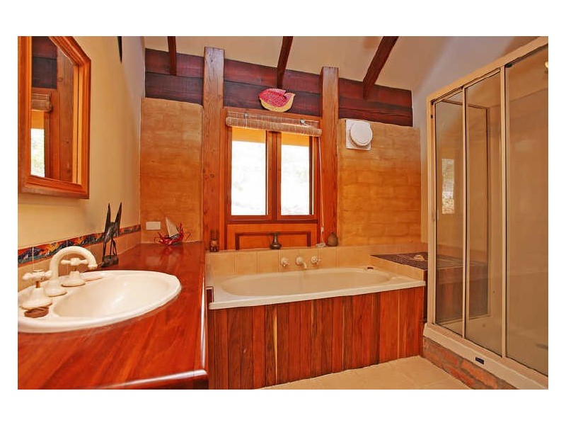 1 Castaway Crescent, Jan Juc VIC 3228