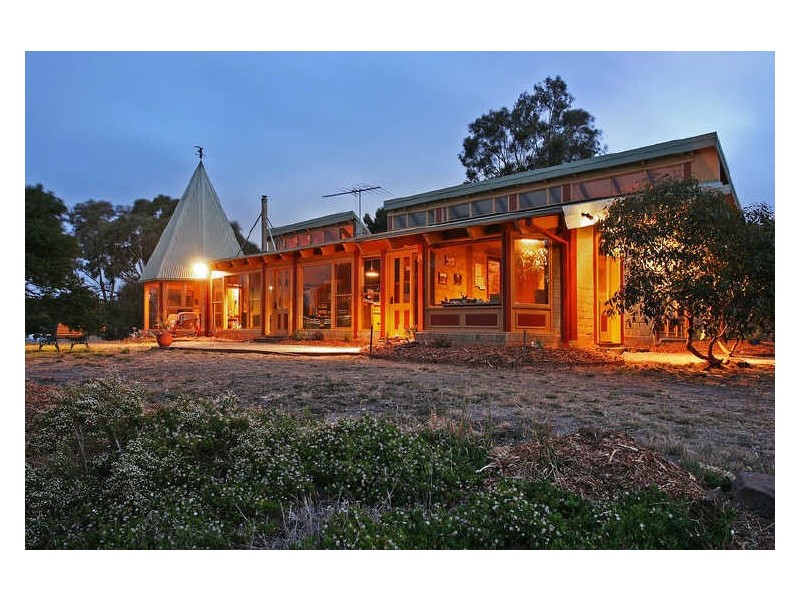 1 Castaway Crescent, Jan Juc VIC 3228