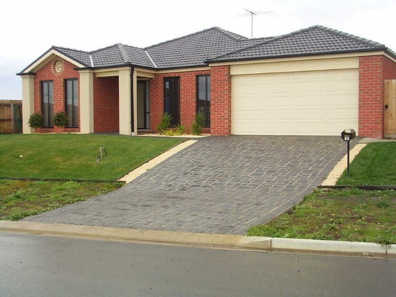 15 Glengarry Drive, Torquay VIC 3228