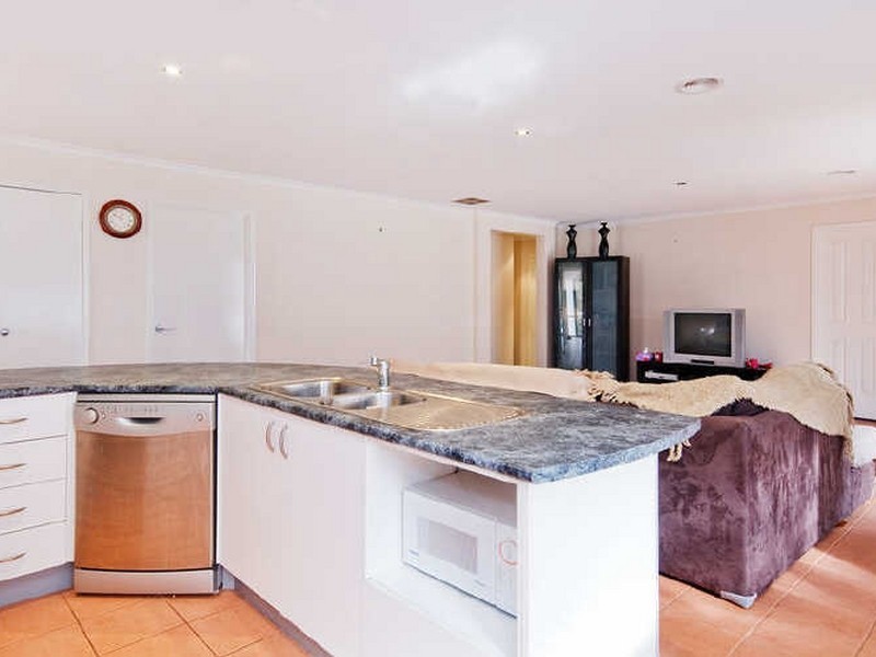15 Glengarry Drive, Torquay VIC 3228