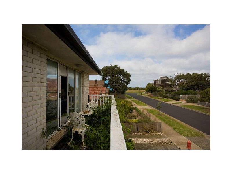 37 Aquilla Ave, Torquay VIC 3228