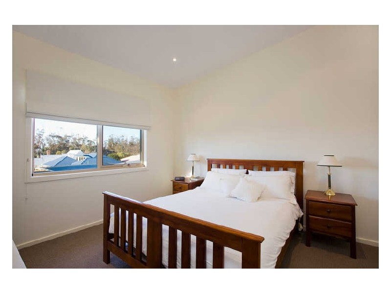 37 A Beach Road, Torquay VIC 3228