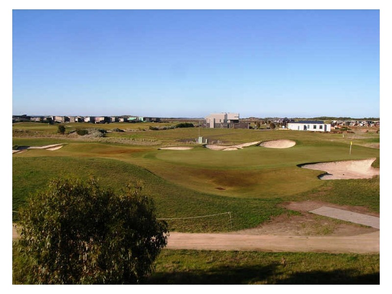 8 Loch Lomond Crescent, Torquay VIC 3228