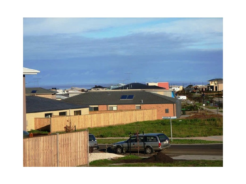 50 Centreside Drive, Torquay VIC 3228