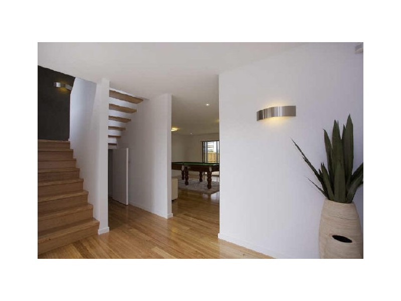 25 Longshore Street, Torquay VIC 3228