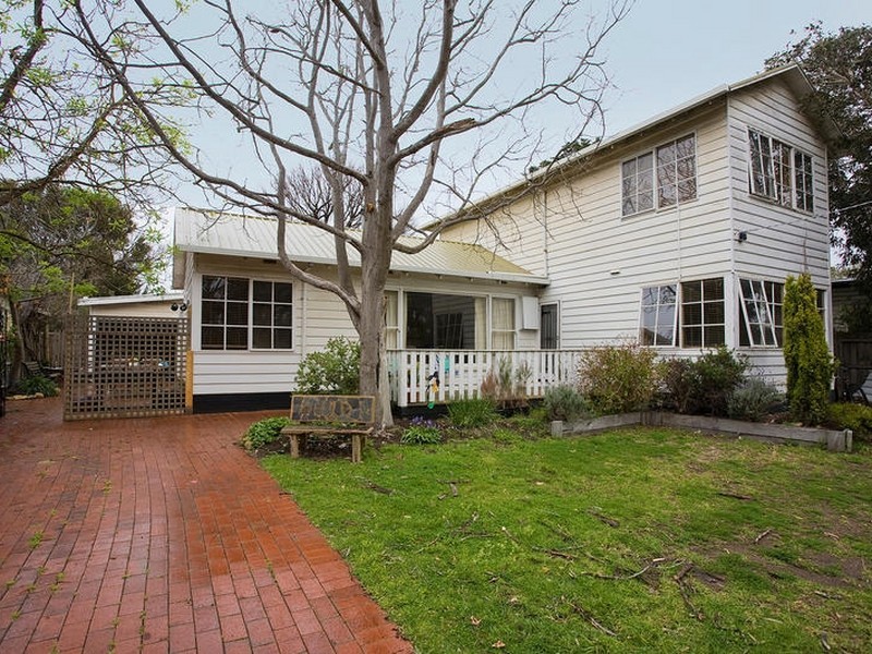 3 Zeally Bay Road, Torquay VIC 3228