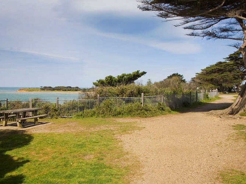 3 Zeally Bay Road, Torquay VIC 3228