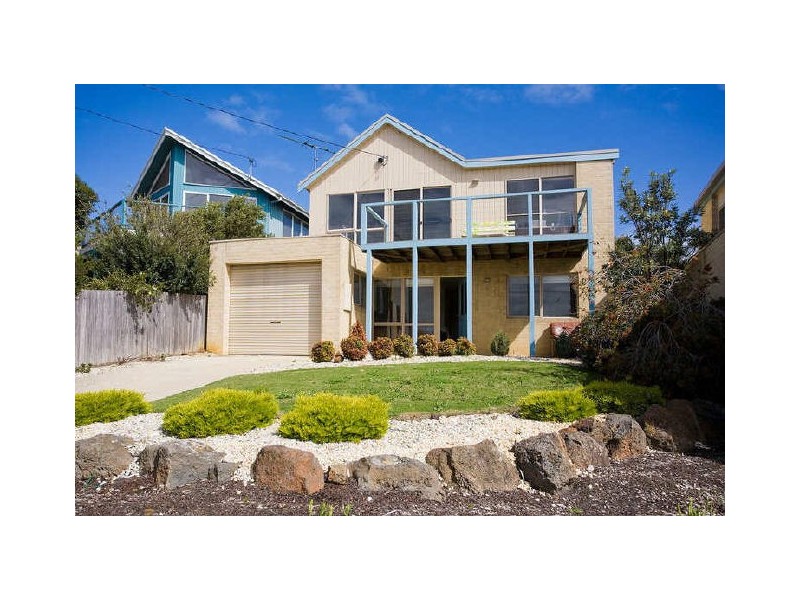 2/1 Chevron Crt (Corner of Chevron & Capri, Jan Juc VIC 3228
