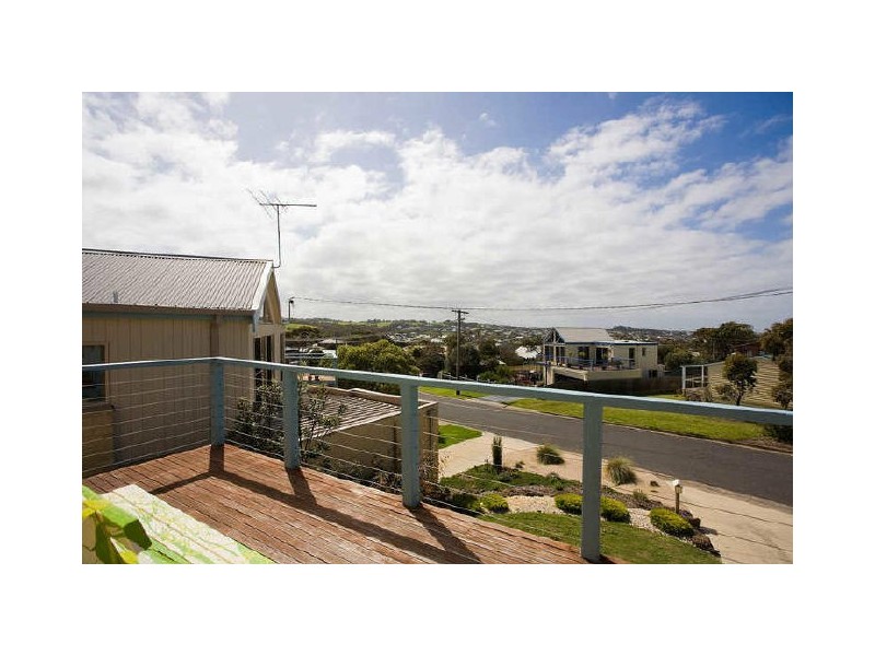 2/1 Chevron Crt (Corner of Chevron & Capri, Jan Juc VIC 3228