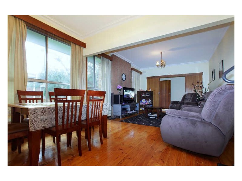 18 & 18A South Valley Road, Highton VIC 3216