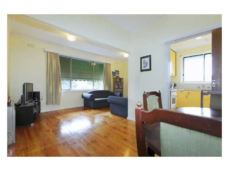 18 & 18A South Valley Road, Highton VIC 3216