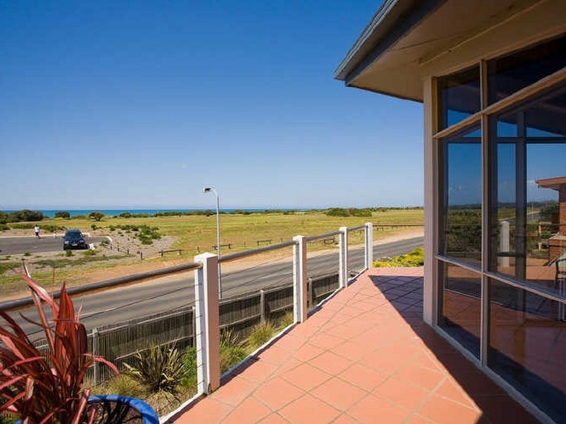 151 The Esplanade, Torquay VIC 3228