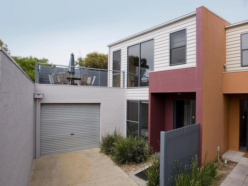 3/15 Park Lane, Torquay VIC 3228