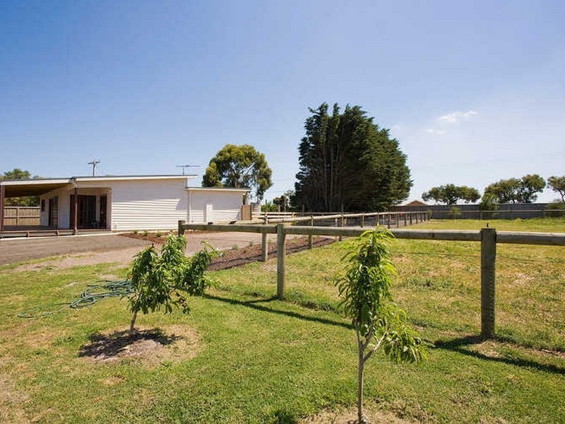 295 Grossmans Road, Torquay VIC 3228
