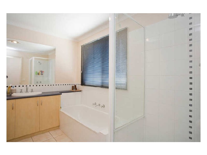 1/70 Geelong Road, Torquay VIC 3228
