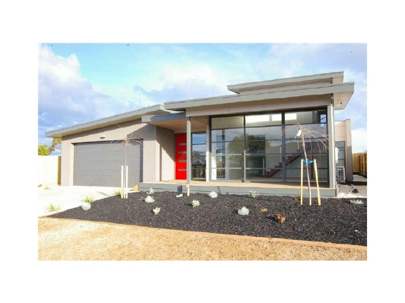 17 Swamp Gum Drive, Torquay VIC 3228