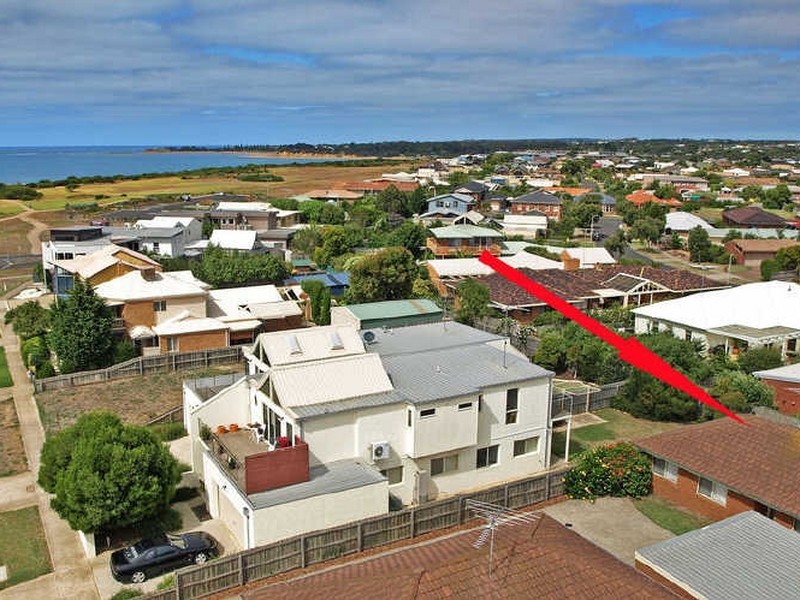 2/1209 Horseshoe Bend Road, Torquay VIC 3228