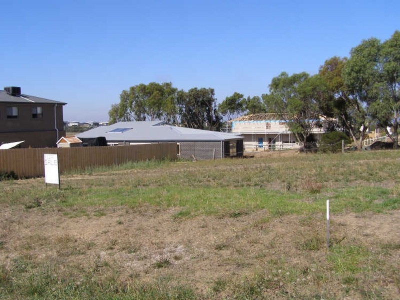 100/ Swamp Gum Drive, Torquay VIC 3228