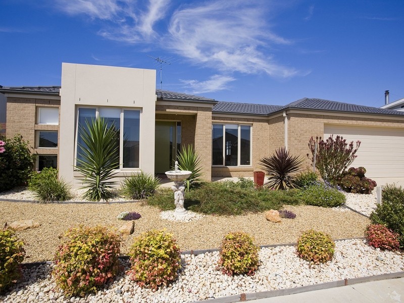 10 Lorama Street, Torquay VIC 3228