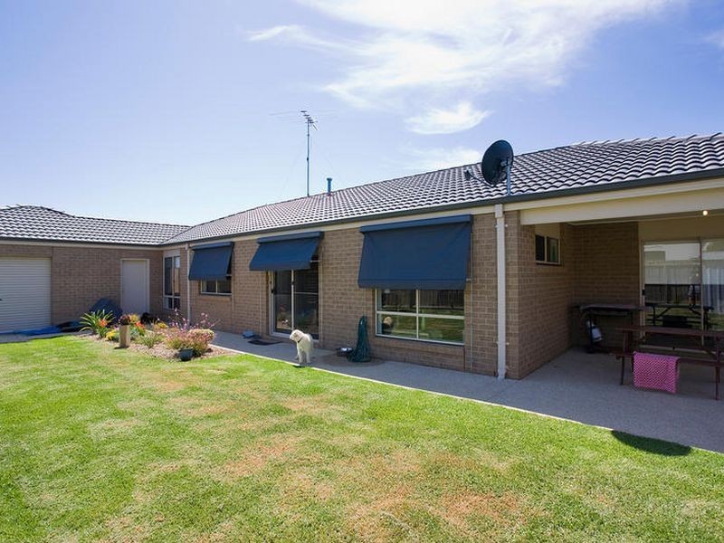 10 Lorama Street, Torquay VIC 3228
