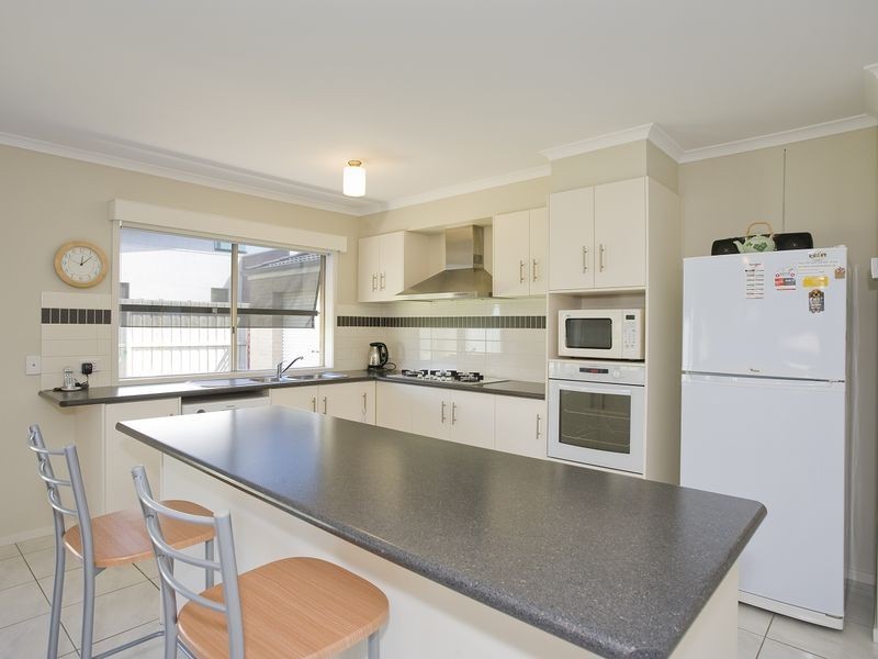 10 Lorama Street, Torquay VIC 3228