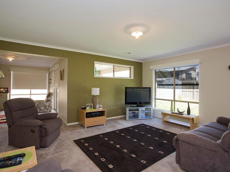 10 Lorama Street, Torquay VIC 3228