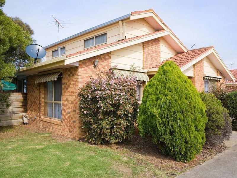 1/7 Charles Lane, Torquay VIC 3228