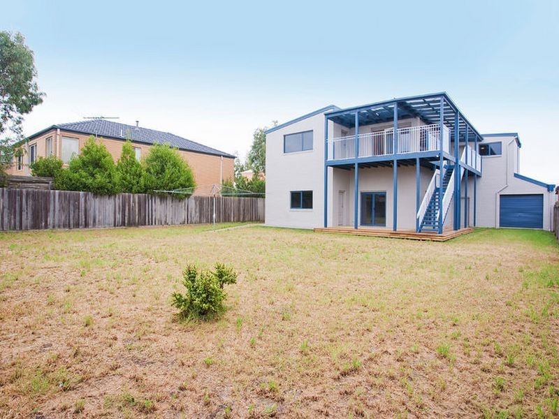 16 Pacific Drive, Torquay VIC 3228