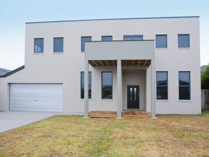 16 Pacific Drive, Torquay VIC 3228