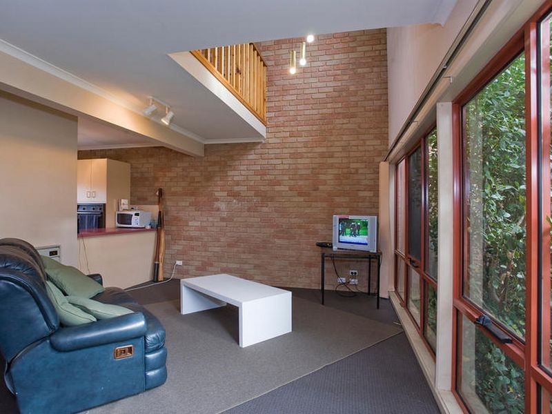 6/71 Geelong Road, Torquay VIC 3228