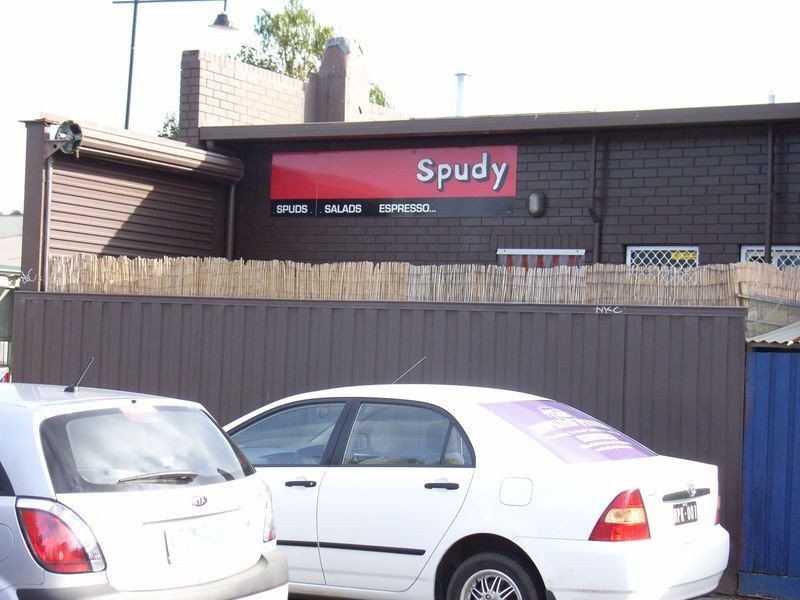 8 Pearl Street, Torquay VIC 3228