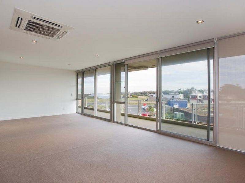 303/100 The Esplanade, Torquay VIC 3228