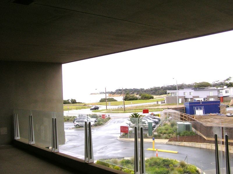 305/100 The Esplanade, Torquay VIC 3228