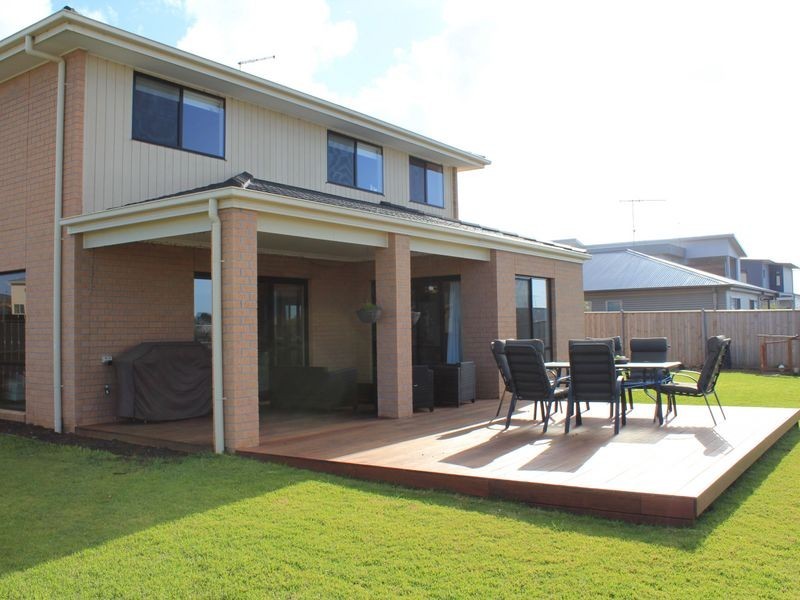 24 Shorebreak Street, Torquay VIC 3228