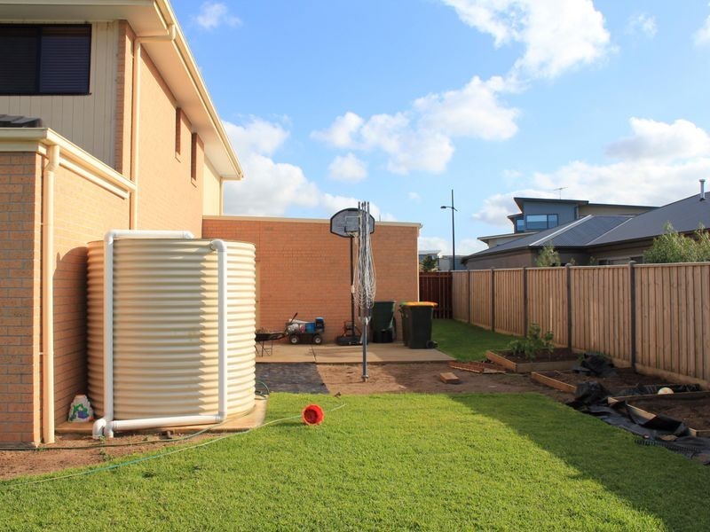 24 Shorebreak Street, Torquay VIC 3228