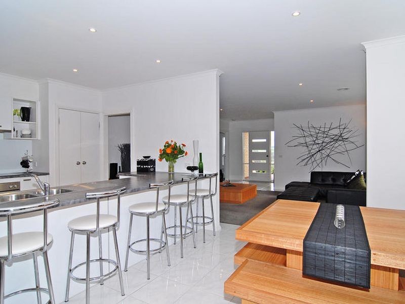 64 Alleyne Avenue, Torquay VIC 3228