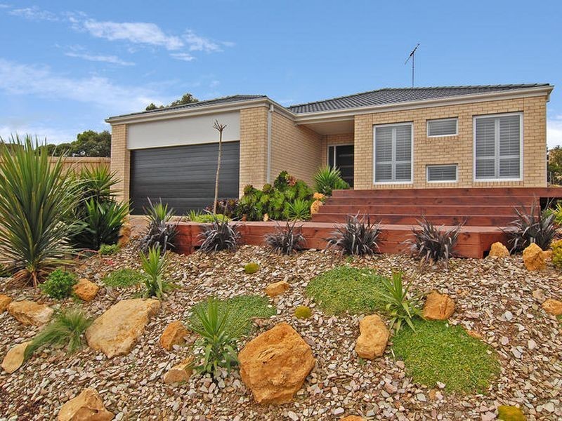 64 Alleyne Avenue, Torquay VIC 3228
