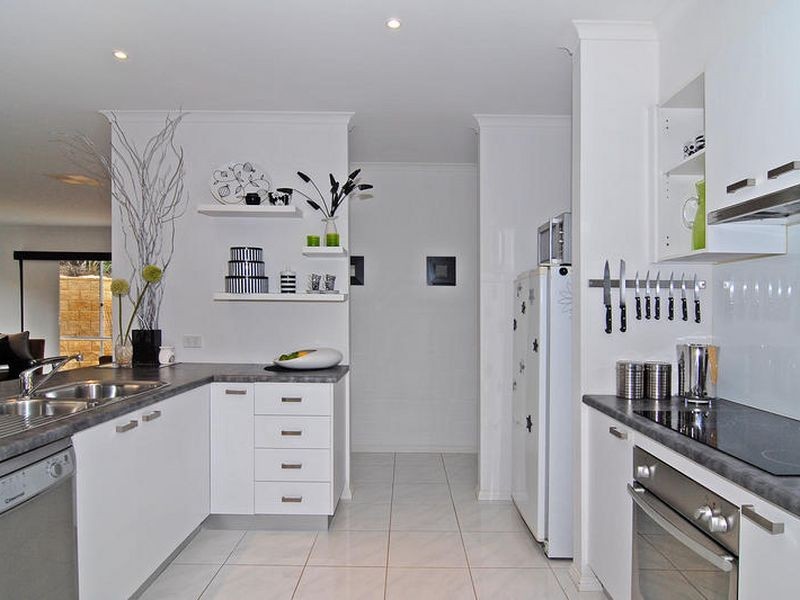 64 Alleyne Avenue, Torquay VIC 3228