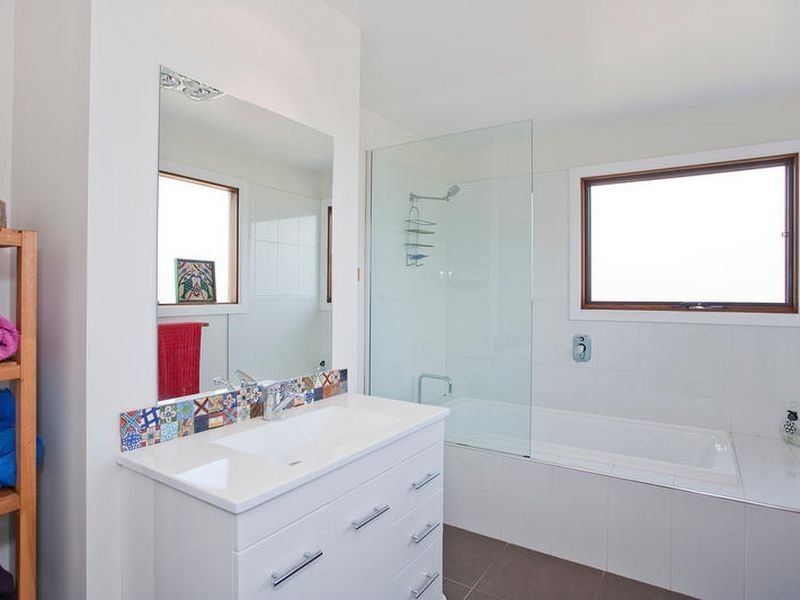 19 Seaview Rise, Jan Juc VIC 3228